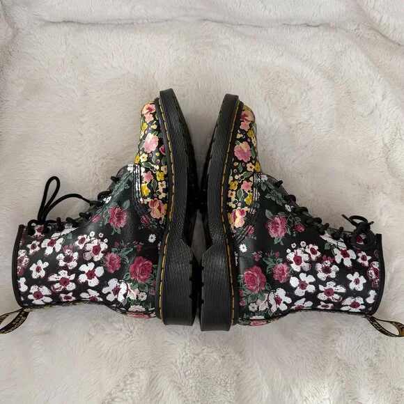 Dr. Martens 1460 Pascal Floral Lace‑Up Boots Women's Black Floral Leather Size:6 - Picture 8 of 14